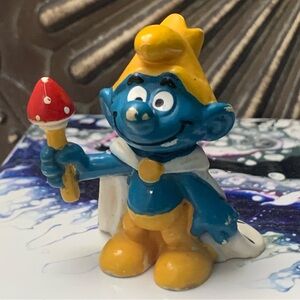Vintage Smurf King Emperor Peyo